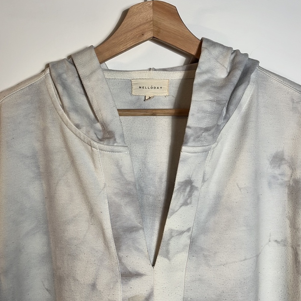 Melloday Tie-Dye Hoodie - Picture 3 of 7